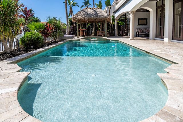 42 Nurmi Dr, Fort Lauderdale, FL 33301