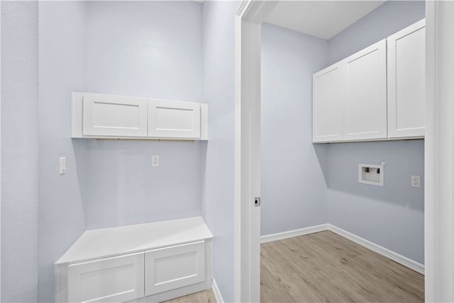 24 St Andrews Pl, Rockport, TX 78382