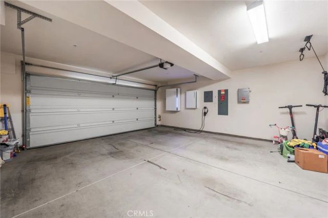 7444 Olive Grove Street, Riverside, CA 92507