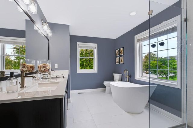 8547 Kirkwood Lane N, Maple Grove, MN 55369
