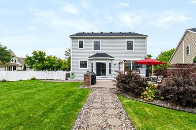 8547 Kirkwood Lane N, Maple Grove, MN 55369
