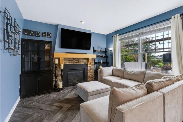 8547 Kirkwood Lane N, Maple Grove, MN 55369
