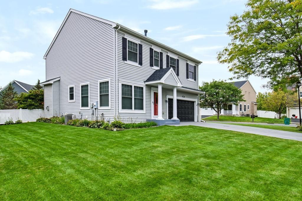 8547 Kirkwood Lane N, Maple Grove, MN 55369 — photo 2
