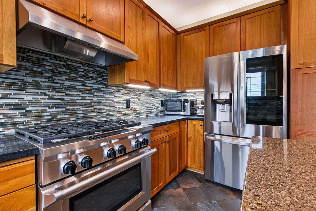 8547 Kirkwood Lane N, Maple Grove, MN 55369 — photo 5