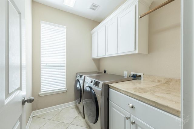 6006 Silver Thistle Lane, Fulshear, TX 77441