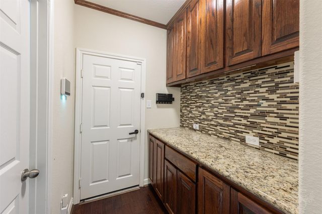 6006 Silver Thistle Lane, Fulshear, TX 77441