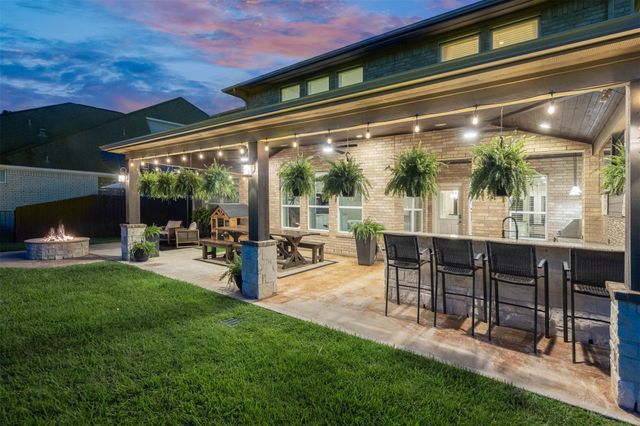6006 Silver Thistle Lane, Fulshear, TX 77441