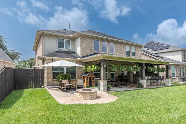 6006 Silver Thistle Lane, Fulshear, TX 77441