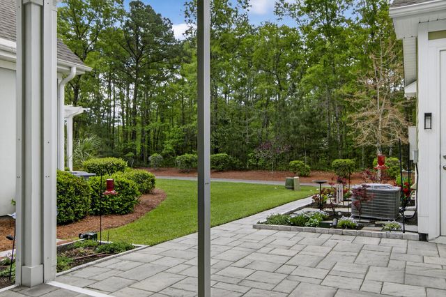 153 Village Ponds Drive, Summerville, SC 29483