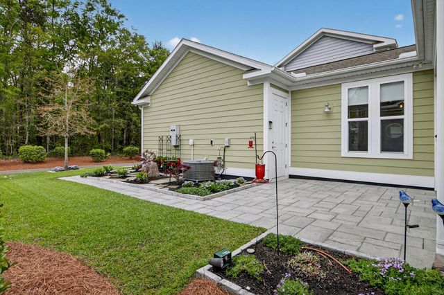 153 Village Ponds Drive, Summerville, SC 29483