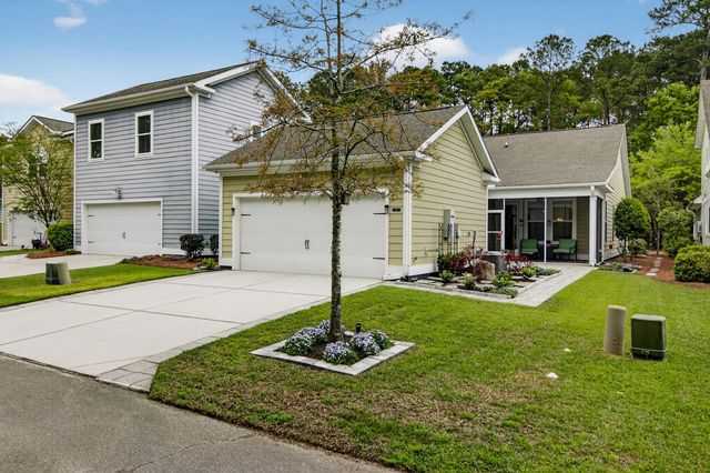 153 Village Ponds Drive, Summerville, SC 29483