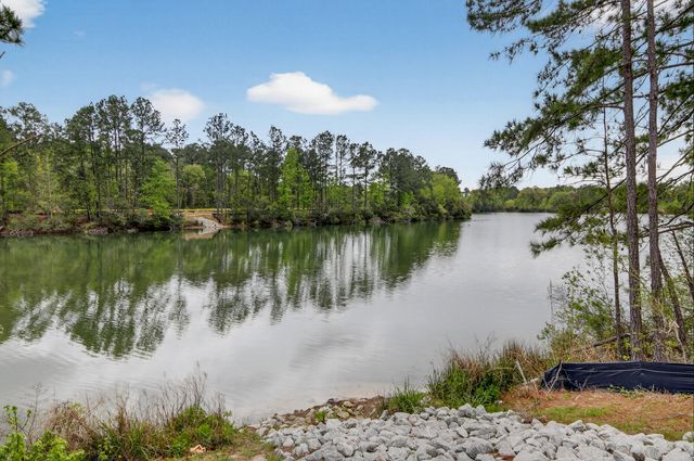 153 Village Ponds Drive, Summerville, SC 29483