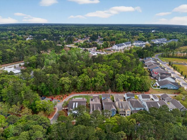 153 Village Ponds Drive, Summerville, SC 29483