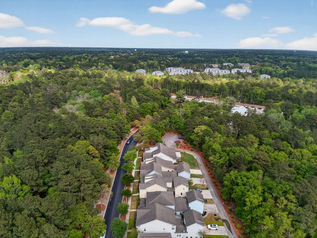 153 Village Ponds Drive, Summerville, SC 29483