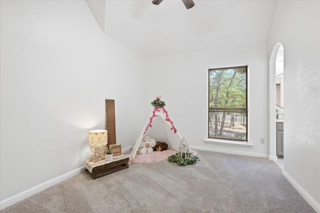 514 Oak Hills Drive, Newark, TX 76071