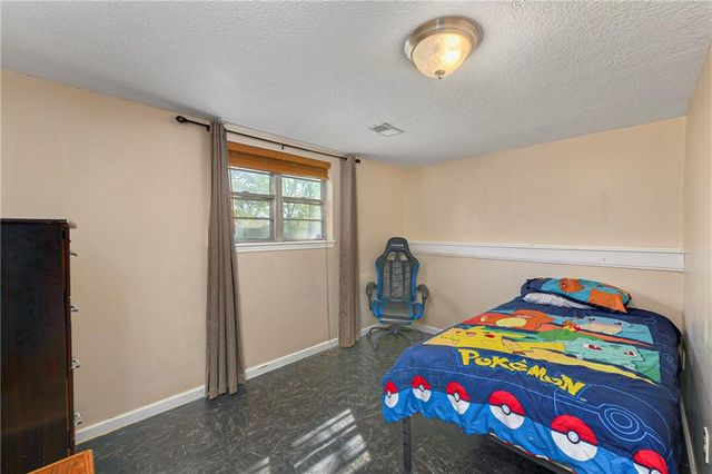 16006 Lawrence Avenue, Belton, MO 64012