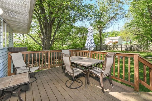 16006 Lawrence Avenue, Belton, MO 64012