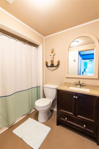 1319 Maui Drive, Tiki Island, TX 77554