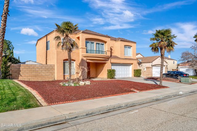 2611 Redington Street, Palmdale, CA 93551