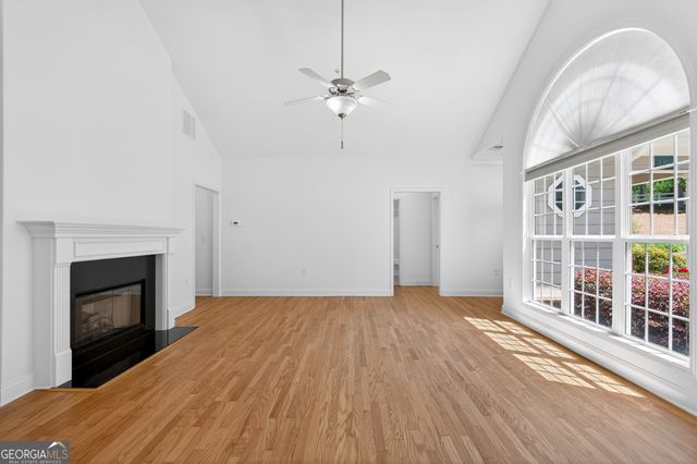 226 Hames Road 140, Woodstock, GA 30188