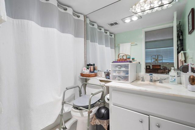 555 NW 4TH Avenue 2150, Boca Raton, FL 33432