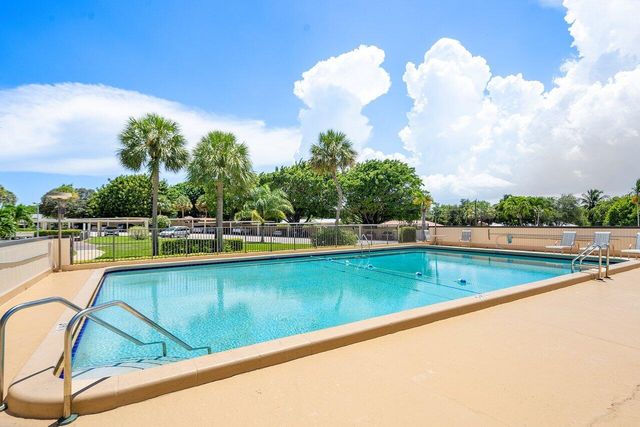 555 NW 4TH Avenue 2150, Boca Raton, FL 33432