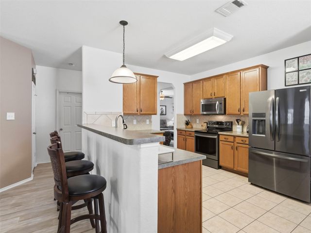 216 Hawks MDWS, Schertz, TX 78154