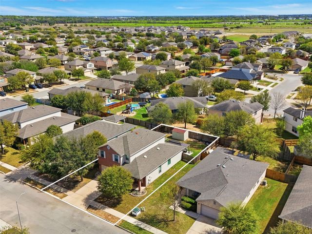 216 Hawks MDWS, Schertz, TX 78154