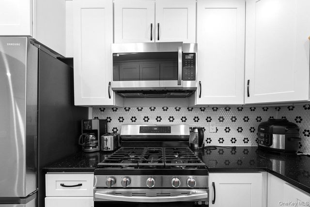 115-30 142nd 142 Street, Jamaica, NY 11436