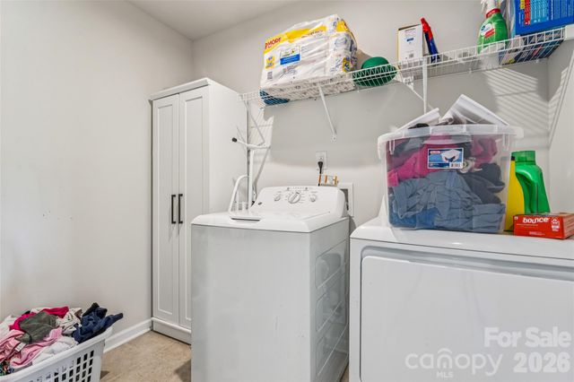 1076 SE Tangle Ridge Drive SE, Concord, NC 28025
