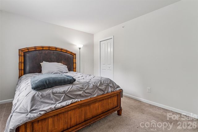 1076 SE Tangle Ridge Drive SE, Concord, NC 28025
