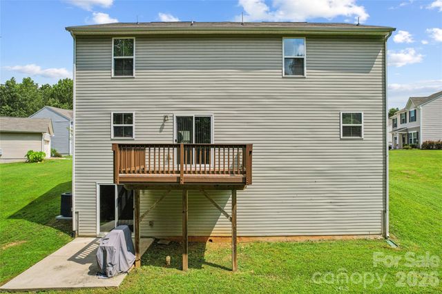 1076 SE Tangle Ridge Drive SE, Concord, NC 28025