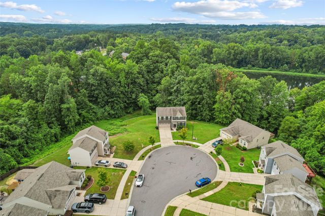 1076 SE Tangle Ridge Drive SE, Concord, NC 28025