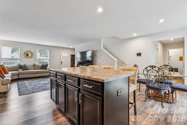 1076 SE Tangle Ridge Drive SE, Concord, NC 28025