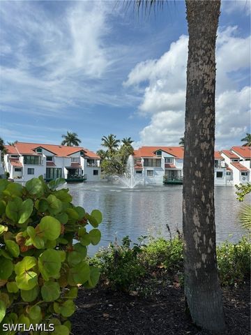 2182 Anchorage LN A, Naples, FL 34104