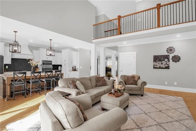 7703 Northern Estates Point, Greensboro, NC 27455
