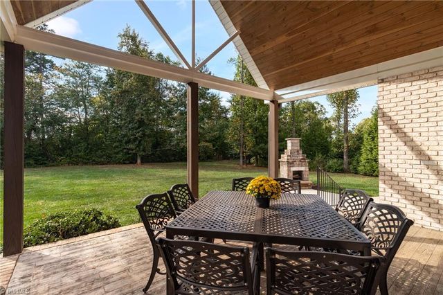7703 Northern Estates Point, Greensboro, NC 27455