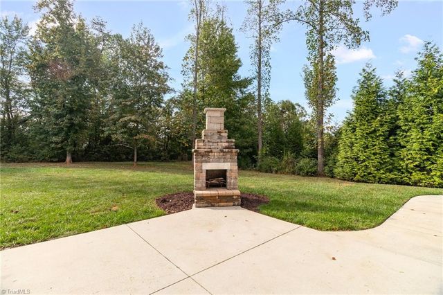 7703 Northern Estates Point, Greensboro, NC 27455