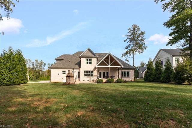 7703 Northern Estates Point, Greensboro, NC 27455