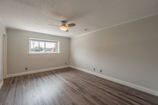 7706 Meadow Road 225, Dallas, TX 75230