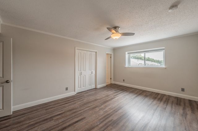 7706 Meadow Road 225, Dallas, TX 75230