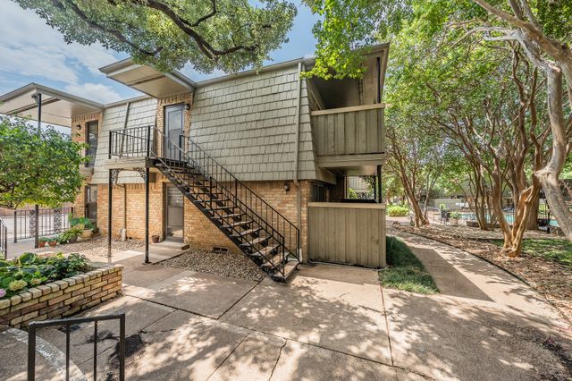 7706 Meadow Road 225, Dallas, TX 75230