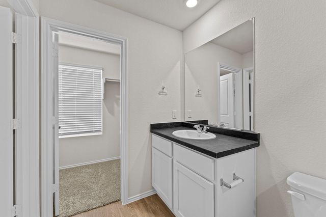 132 Kendall LN, Maxwell, TX 78656