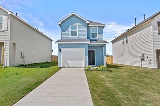 132 Kendall LN, Maxwell, TX 78656