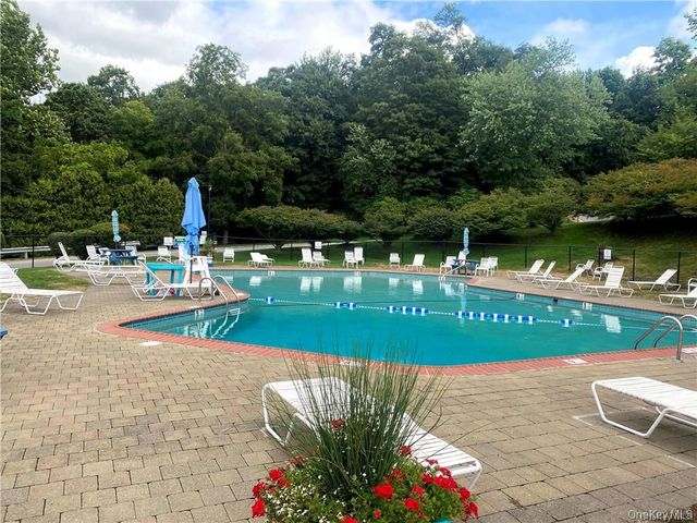 1840 Crompond Road 9D8, Peekskill, NY 10566