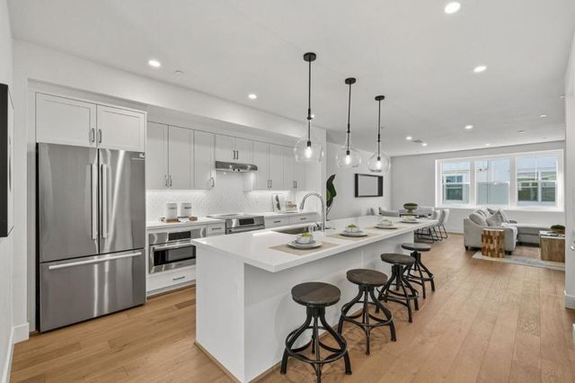 184 Oak Circle, Walnut Creek, CA 94597