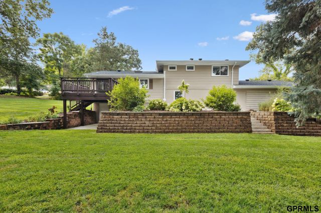 9334 Spring Street, Omaha, NE 68124