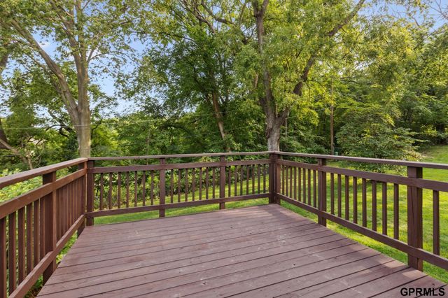 9334 Spring Street, Omaha, NE 68124