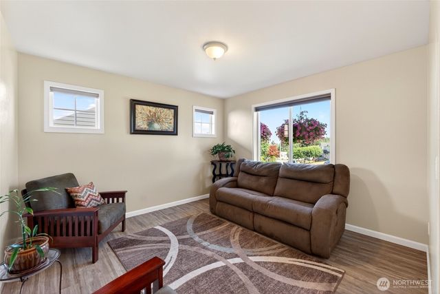 2202 Forest Ridge Drive SE, Auburn, WA 98002