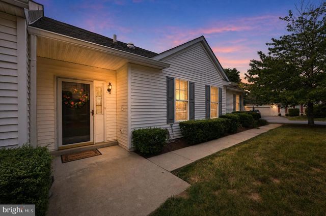 2105 WHITE FOX WAY, Glen Mills, PA 19342
